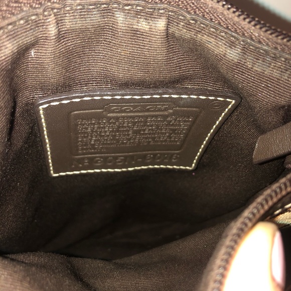 Coach Signature Swingback - Picture 6 of 6